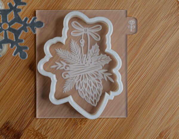 Christmas Embosser + Cutter - Image 2