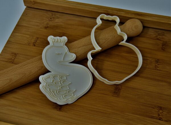Swan Cookie Cutter + Stamp - Image 2