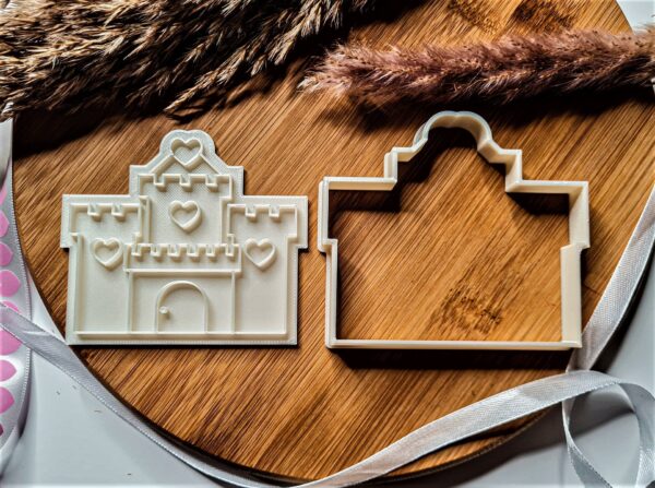 Castle Cookie Cutter + Stamp - Image 2