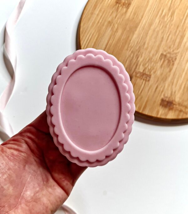 Scalloped,  Circle Cookie Cutter + Stamp