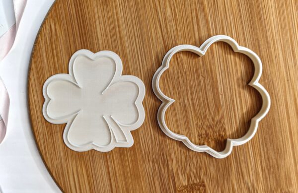 Four Leaf Clover Cookie Cutter + Stamp - Image 2