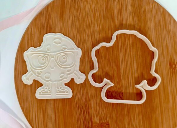Smart Cookie Cookie Cutter + Stamp - Image 2