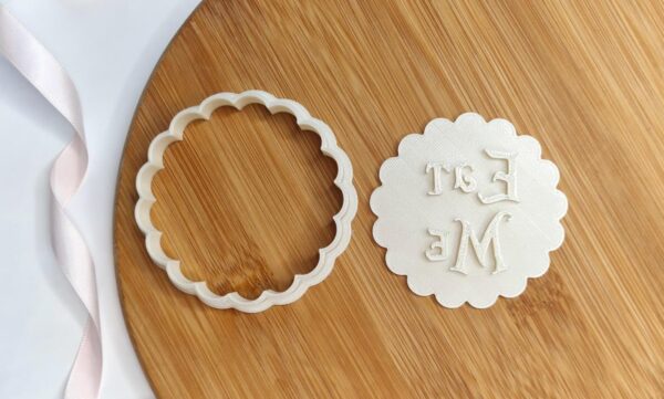 Eat Me Cookie Cutter + Stamp Set - Image 2