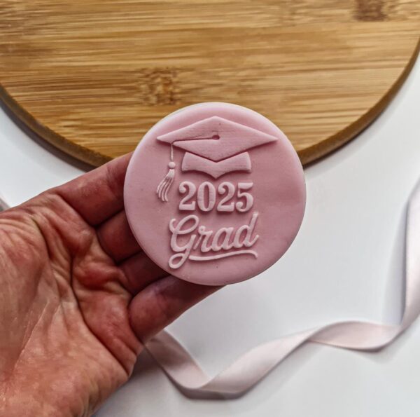 2025 Grad Reverse Fondant Embosser