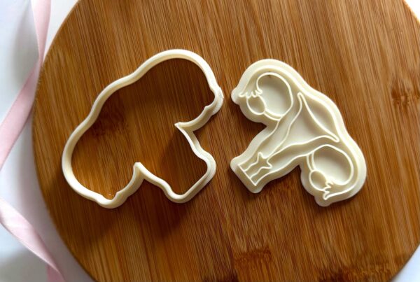 Uterus Cookie Cutter + Stamp - Image 2