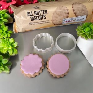 Viral M&S Cookie Cutter, Round Cookie Cutter, Scallop Cookie Cutter, Size 5 cm